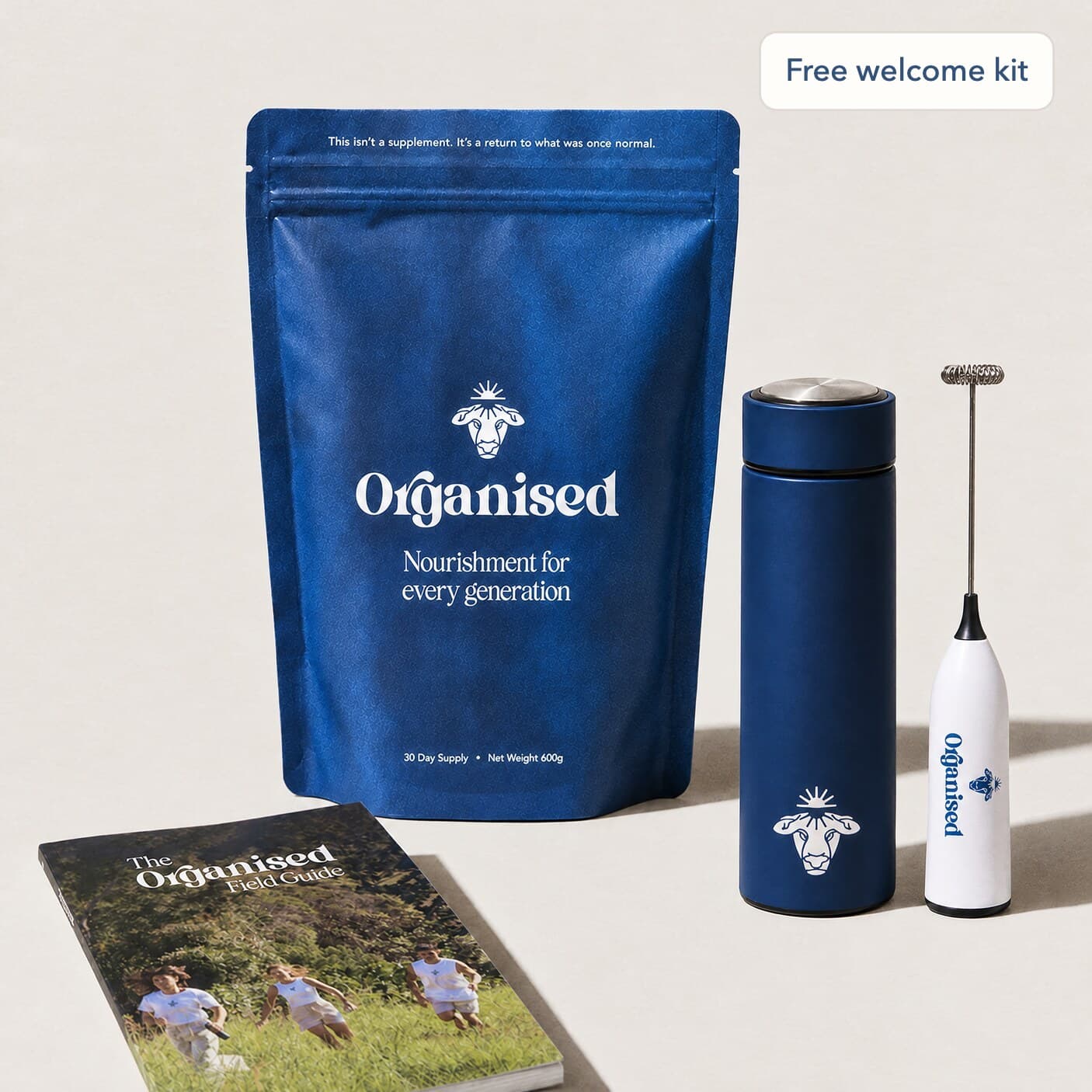 Free welcome kit: the Organised pouch with the steel bottle, electric whisk and field guide